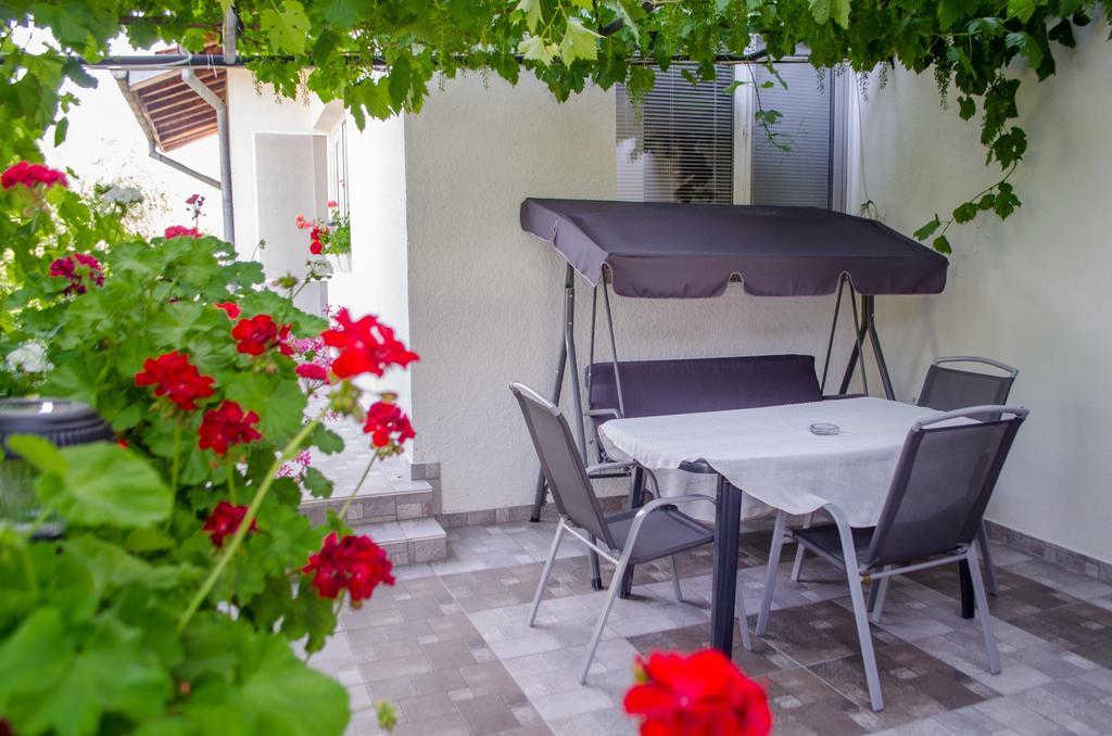 Guesthouse Juli Sapareva Banya Luaran gambar